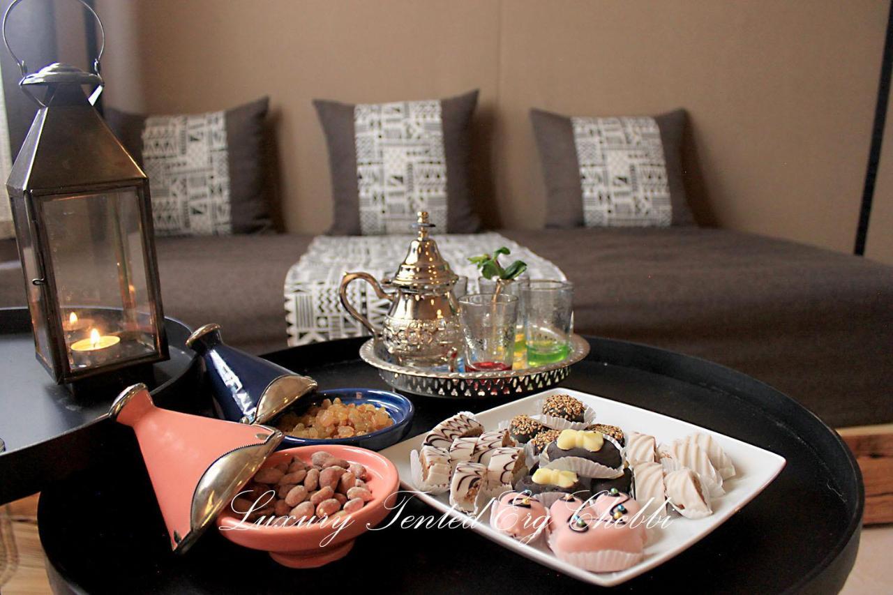 Luxury Tented Erg Chebbi مرزوكة المظهر الخارجي الصورة