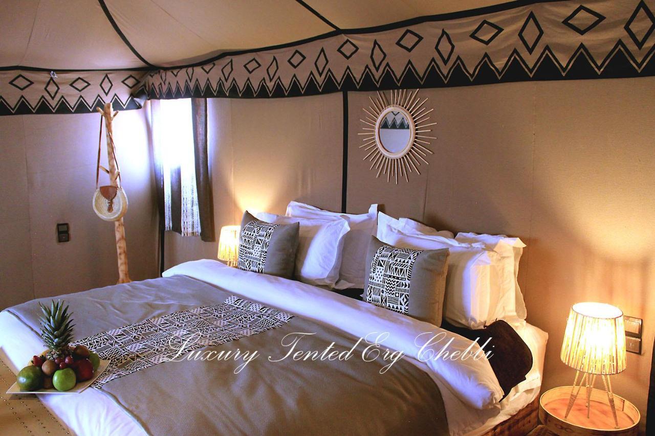 Luxury Tented Erg Chebbi مرزوكة المظهر الخارجي الصورة